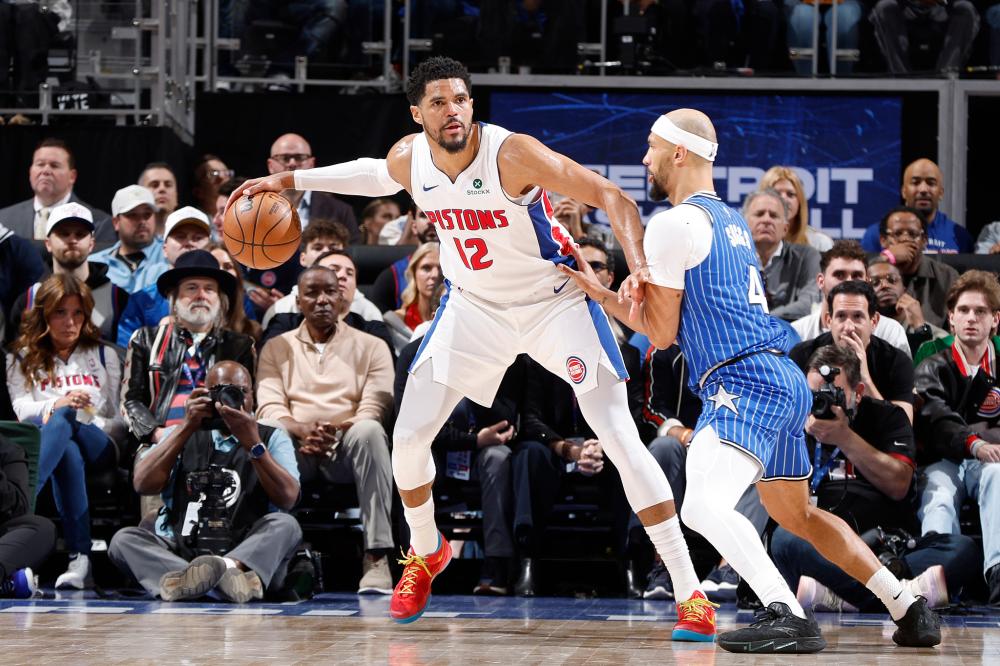 凯文约翰逊篮球传奇回顾从闪电突破到领袖风范见证NBA赛场辉煌历程